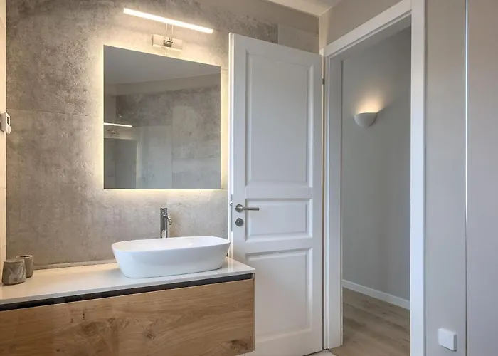 Villa Julia - Luxury With Sea View Višnjan