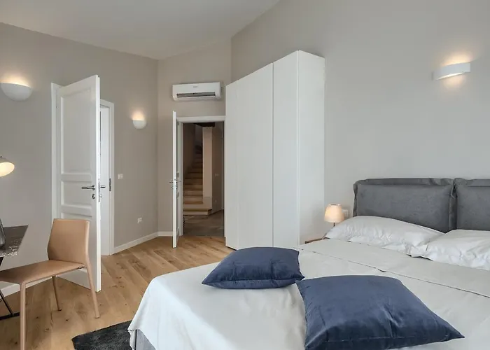 Villa Julia - Luxury With Sea View Višnjan