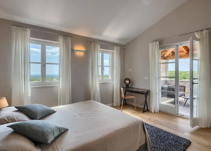 Villa Julia - Luxury With Sea View