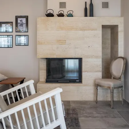 Julia - Luxury With Sea View *