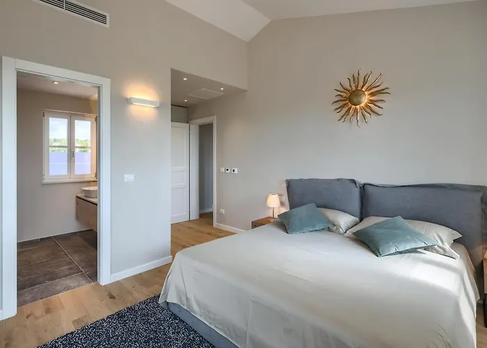 Villa Julia - Luxury With Sea View *