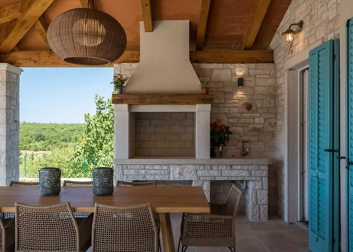 Villa Julia - Luxury With Sea View Visnjan