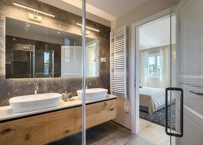 Julia - Luxury With Sea View * Visnjan