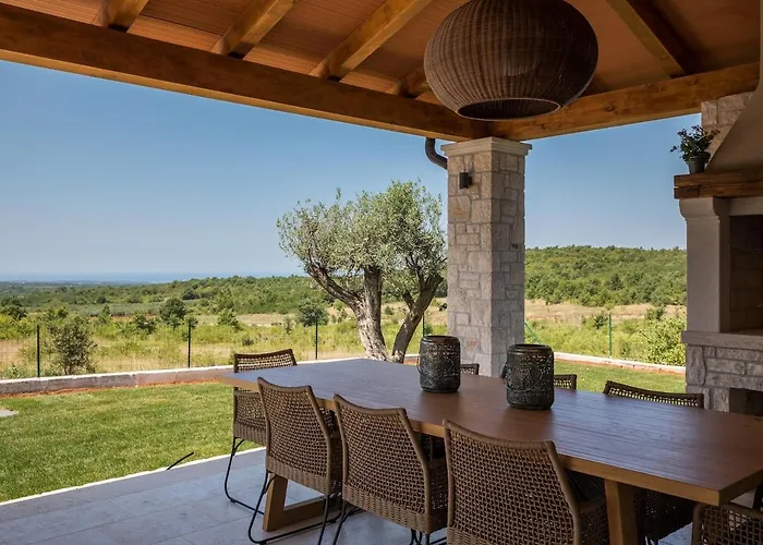 Villa Julia - Luxury With Sea View *